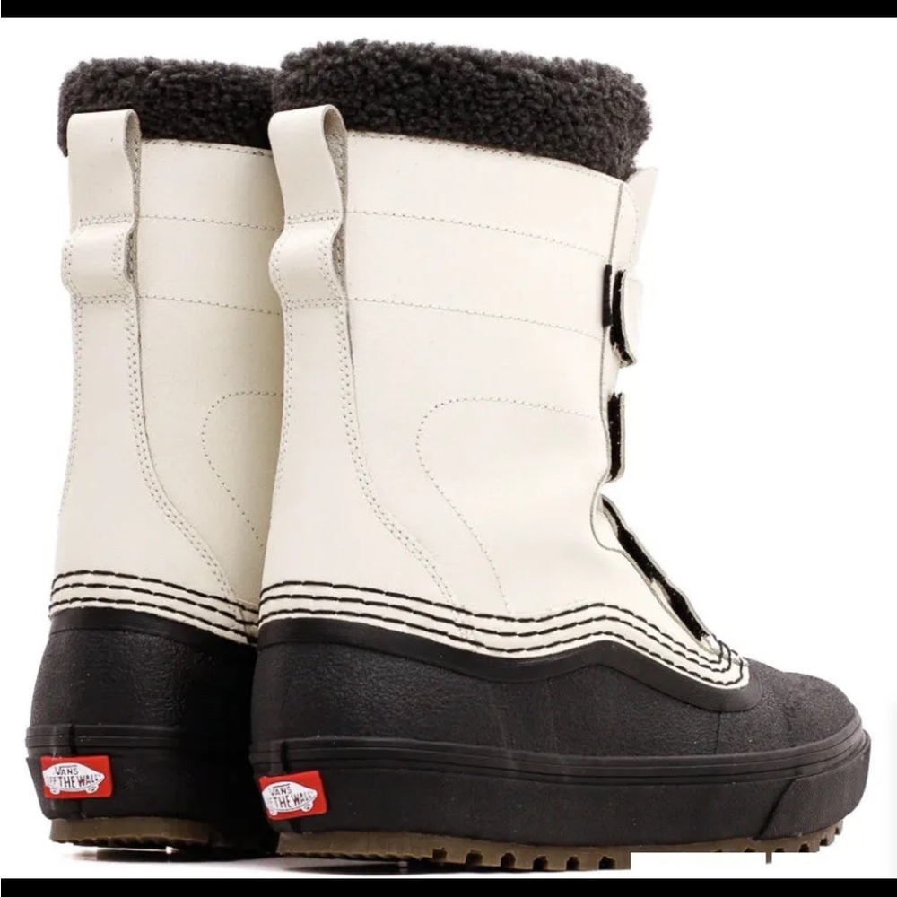 VANS Black STANDARD V SNOW MTE ALL WEATHER BOOTS New Mens 8 NWT - Picture 3 of 4